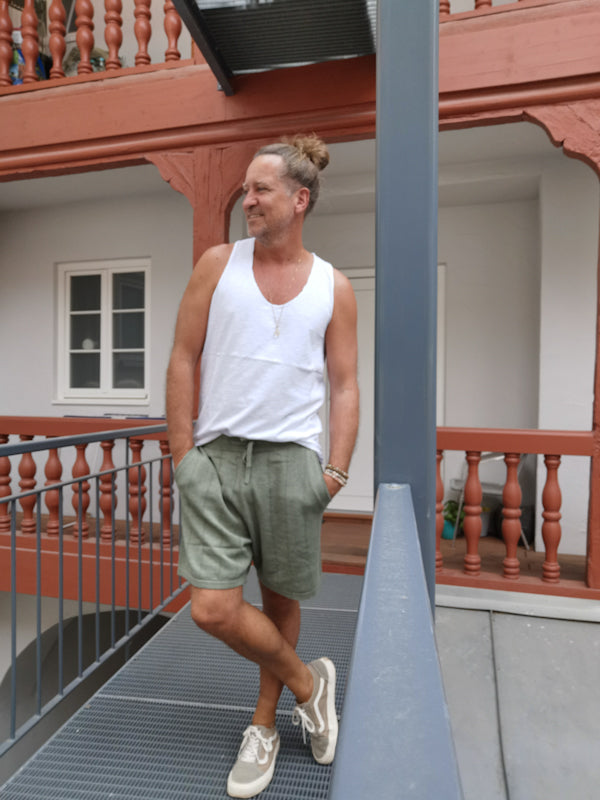 Shorts Leinen Blend wasabi - Colours and Sons