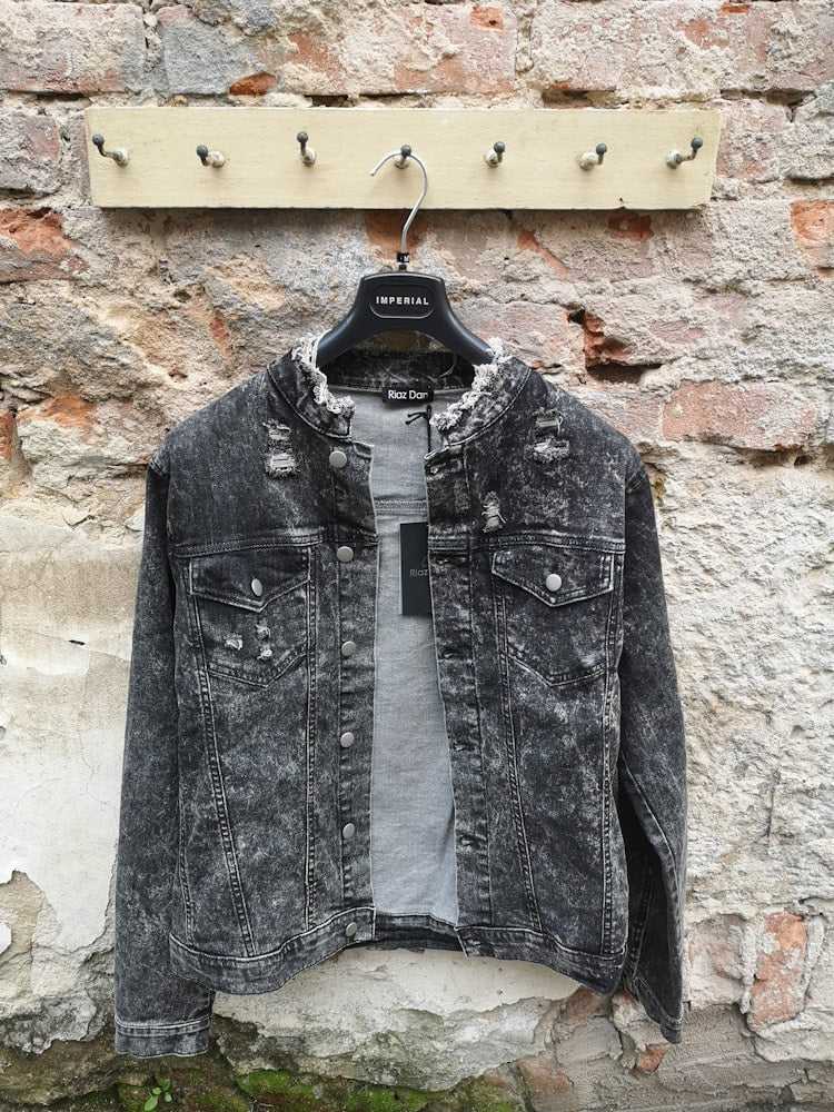 Denim Jacke im Used-look - Riaz Dan